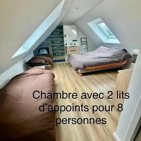 Charming With Boulodrome Near Brest *